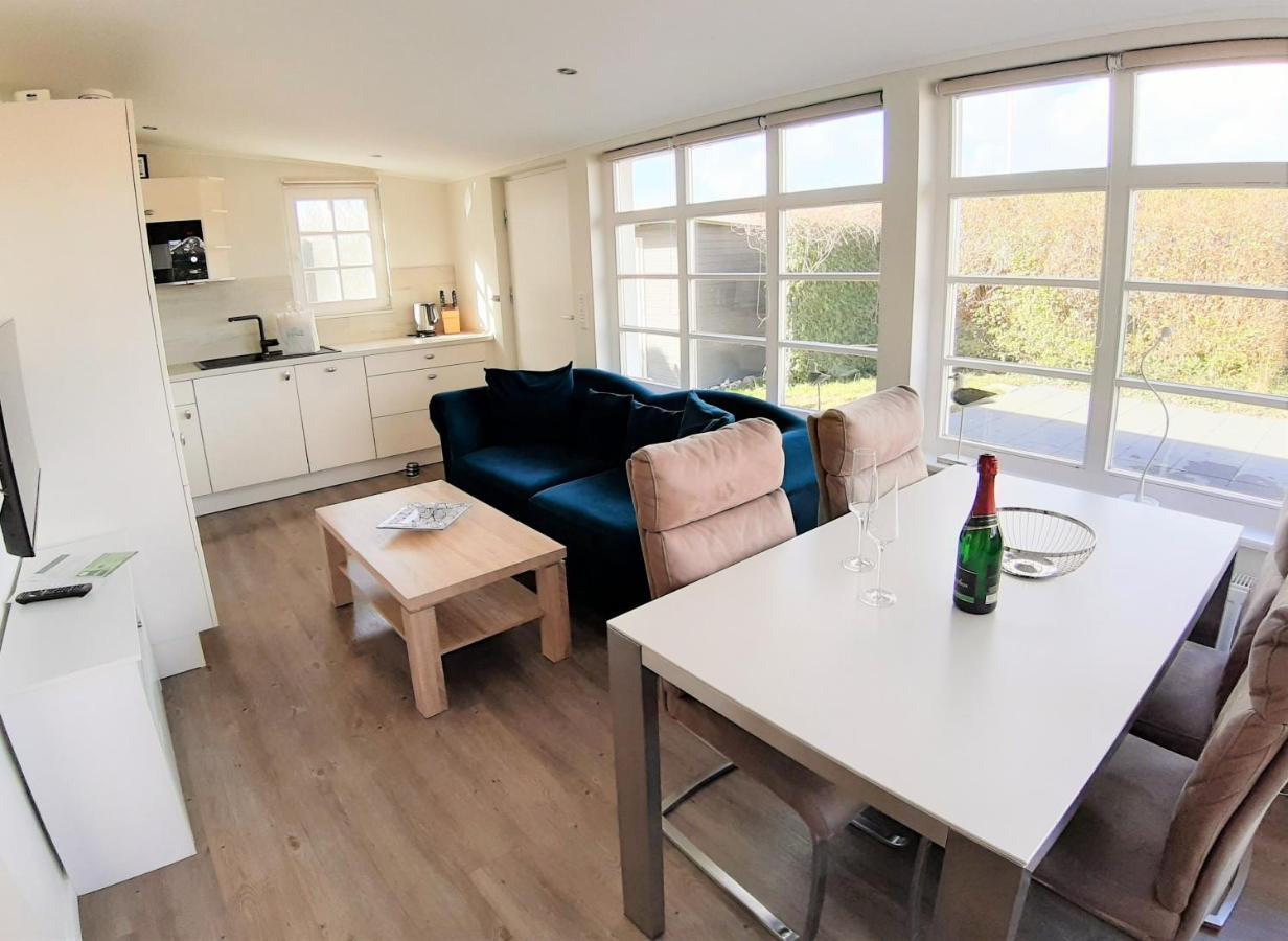 Strandbungalow Jette Glowe Exteriör bild